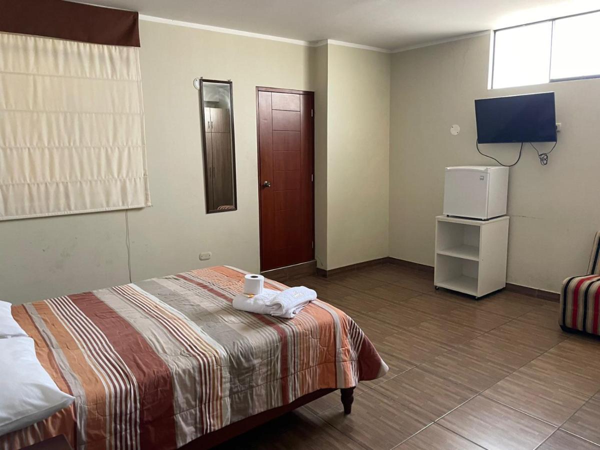 Hotel Plaza Barranca Buitenkant foto